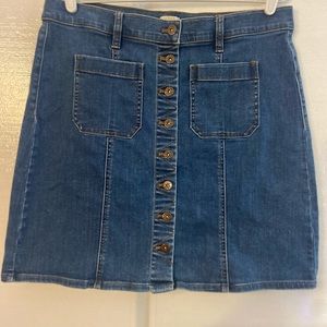 Jcrew denim Jean skirt size 12 button up front